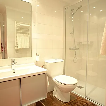 Go Donosti Santa Maria * سان سيباستيان